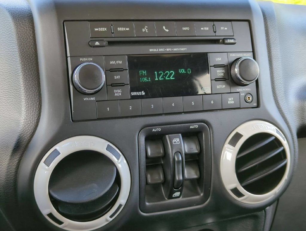 2014 Jeep Wrangler Unlimited Polar Edition