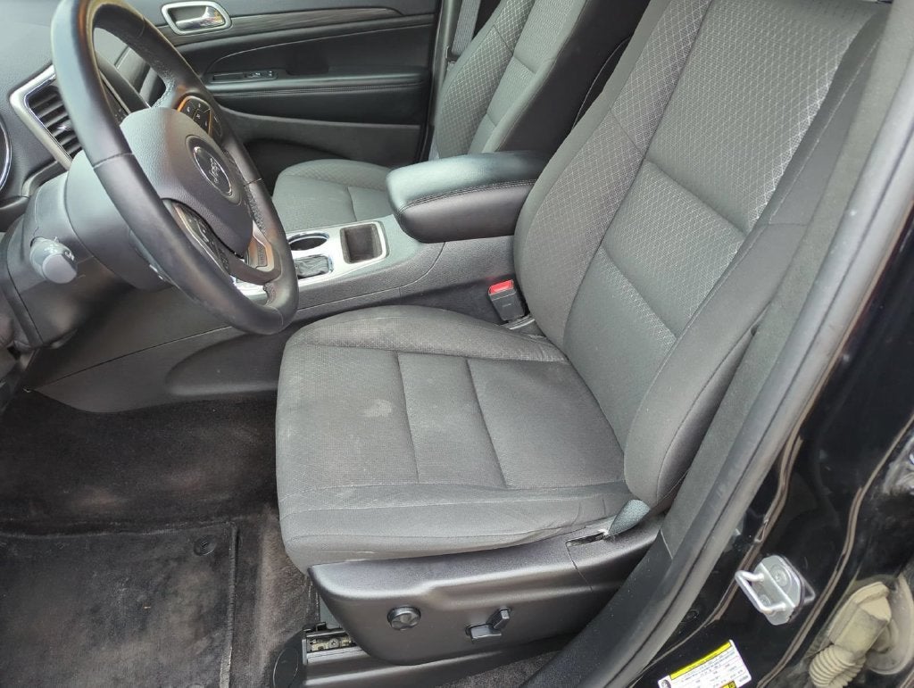 2019 Jeep Grand Cherokee Laredo E