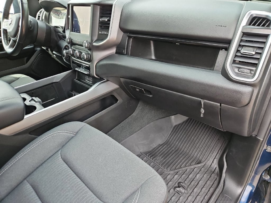 2021 RAM 1500 Big Horn Crew Cab 4x4 5'7" Box
