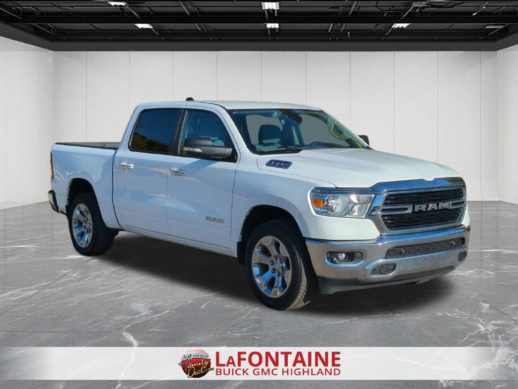 2020 RAM 1500 Big Horn Crew Cab 4x4 5'7" Box