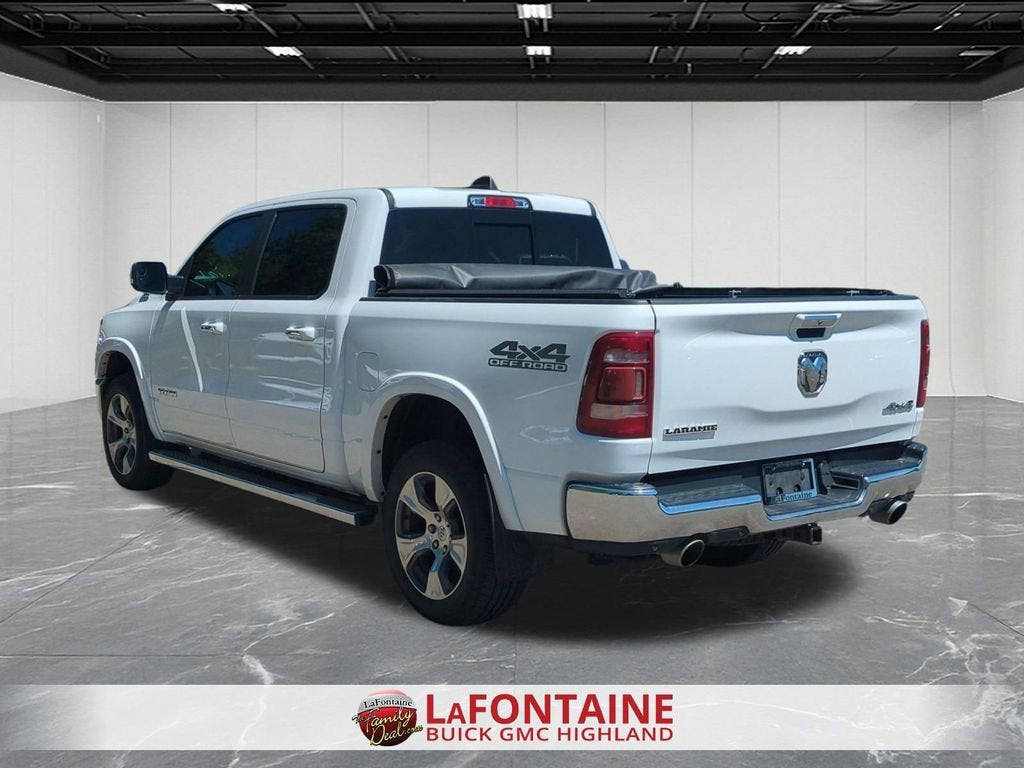 2020 RAM 1500 Laramie Crew Cab 4x4 5'7" Box