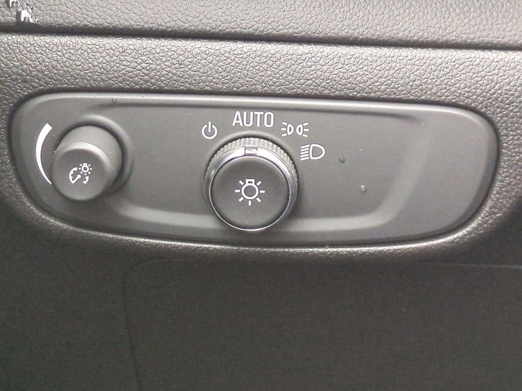 2023 Chevrolet Bolt EUV LT Redline