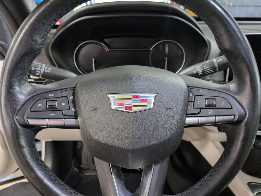2023 Cadillac CT4 Luxury