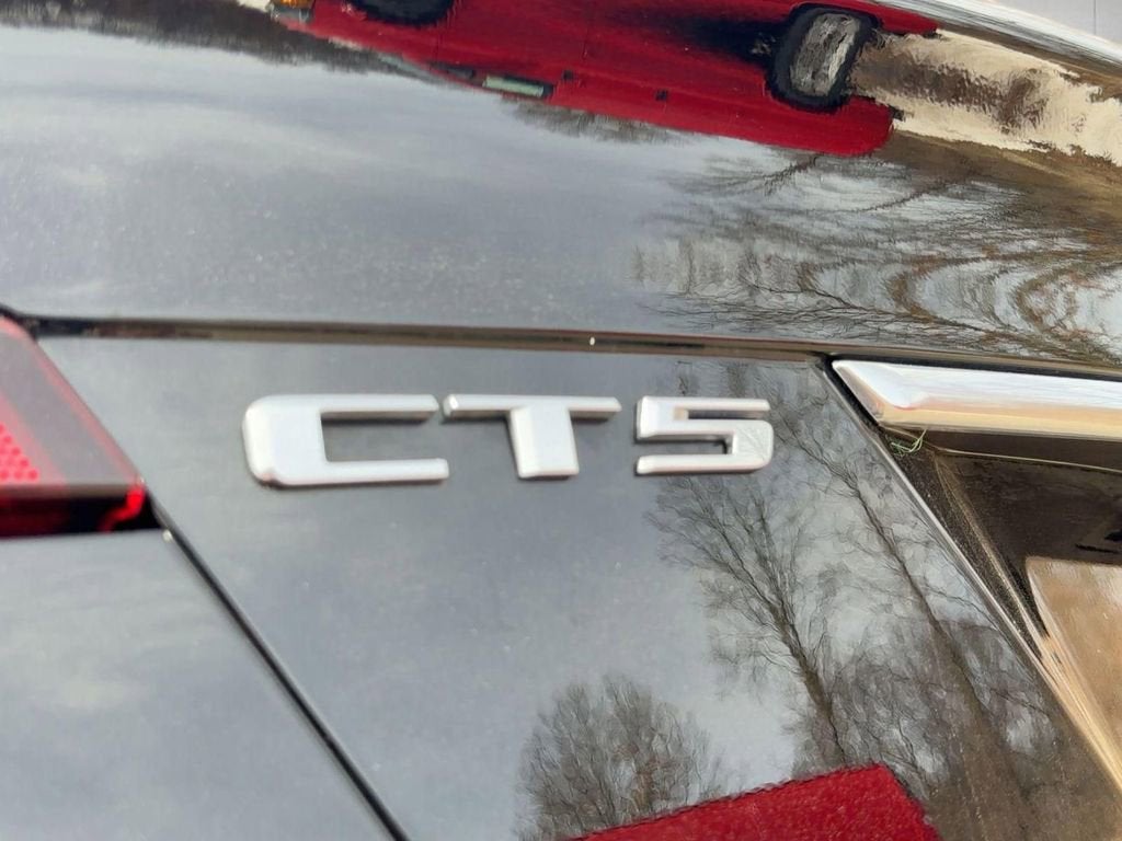 2024 Cadillac CT5 Luxury