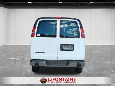 2025 Chevrolet Express Cargo WT