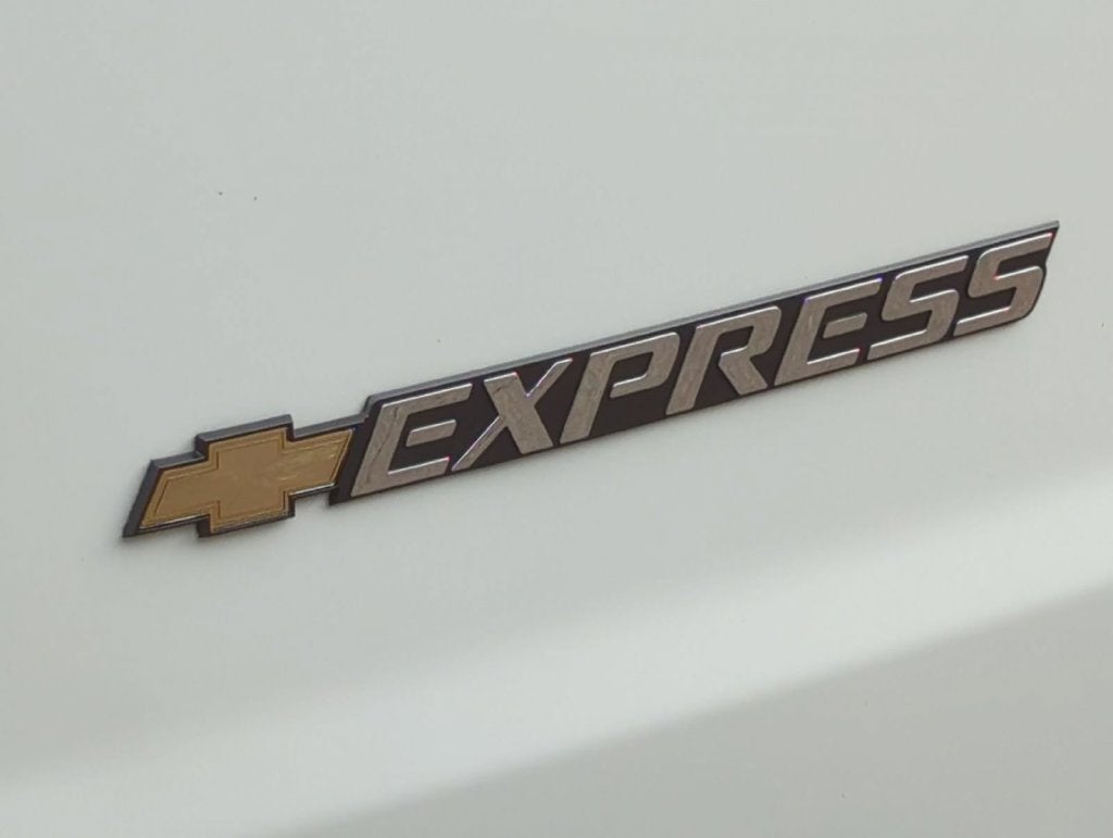 2025 Chevrolet Express Cargo WT