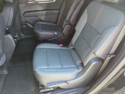 2024 GMC Acadia AT4