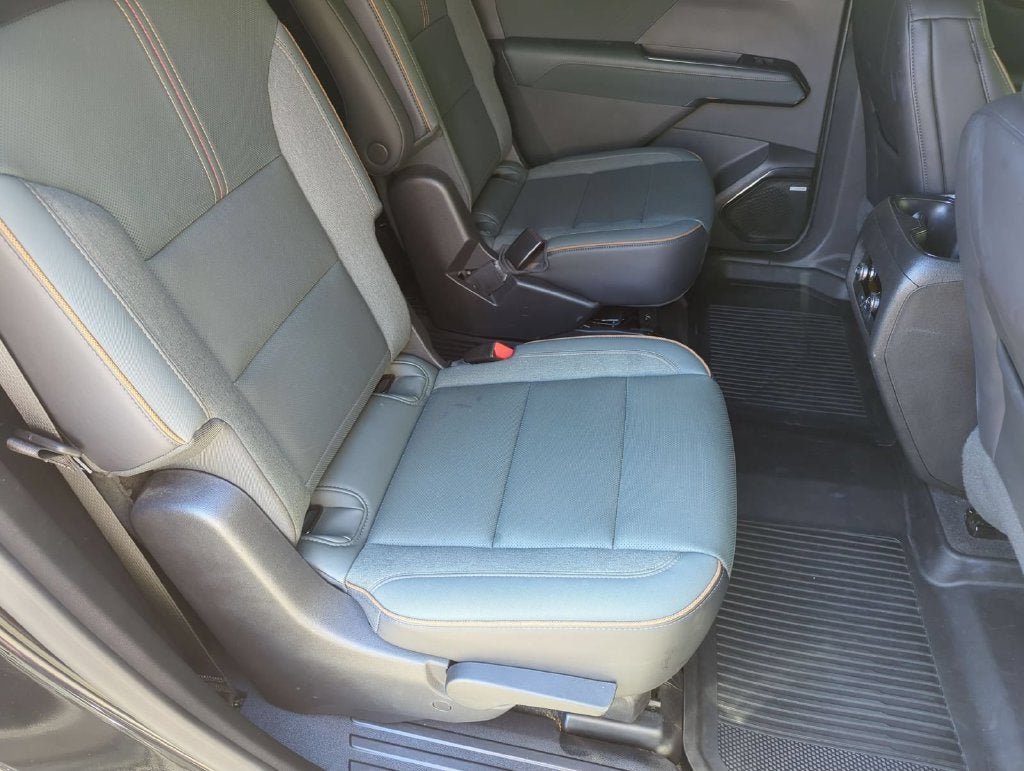 2024 GMC Acadia AT4