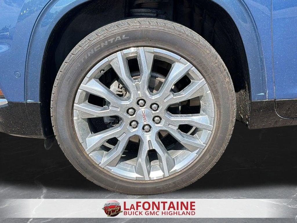 2024 GMC Acadia Denali
