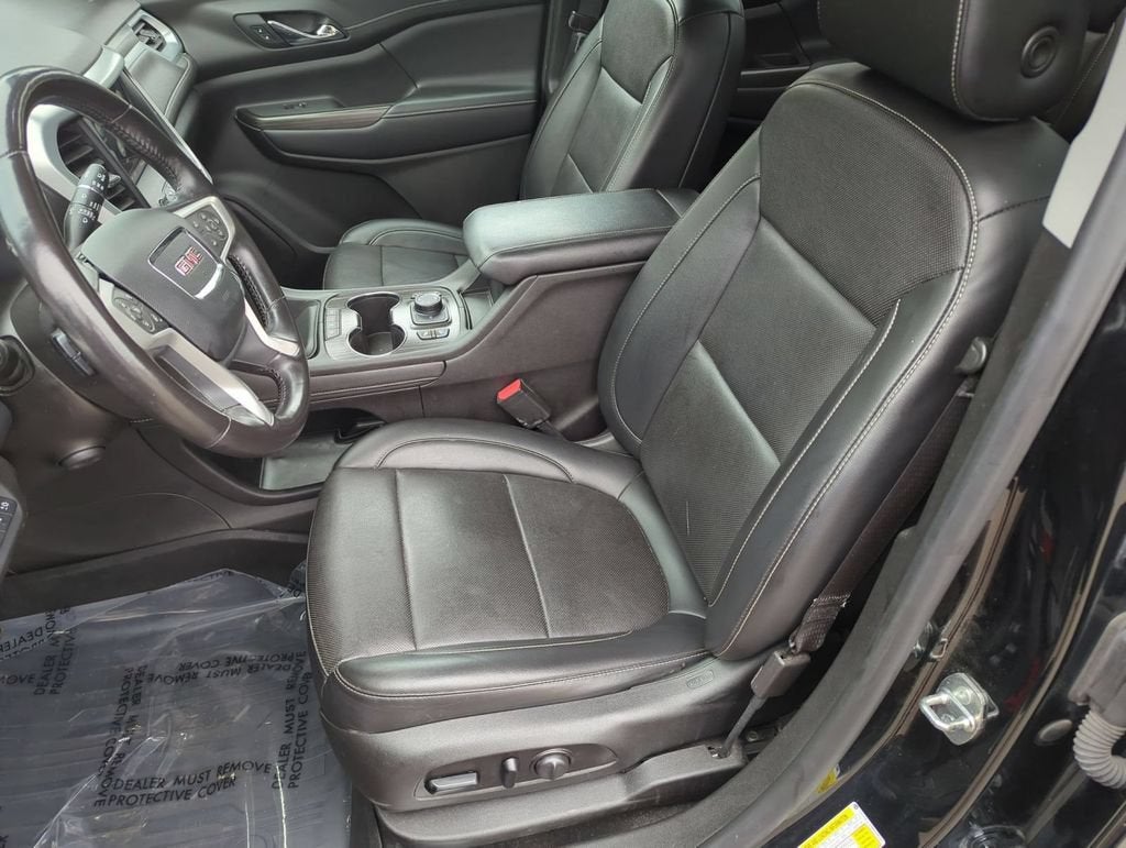 2021 GMC Acadia SLT