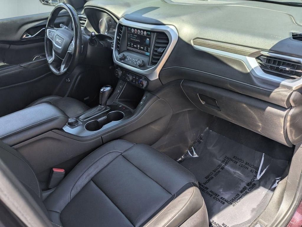 2017 GMC Acadia SLT
