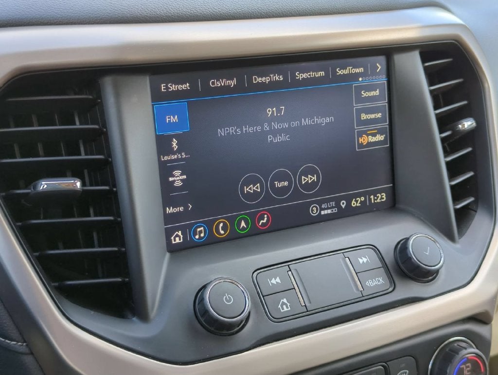 2021 GMC Acadia Denali