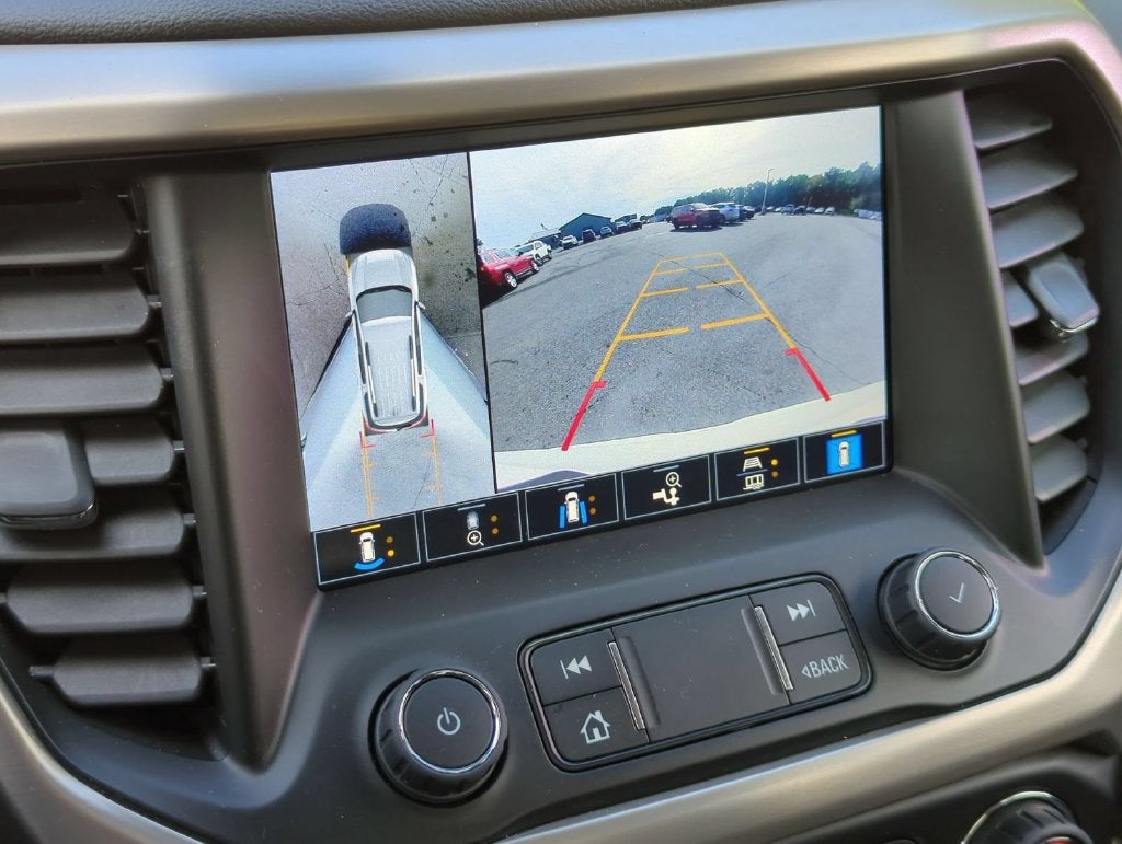2022 GMC Acadia Denali