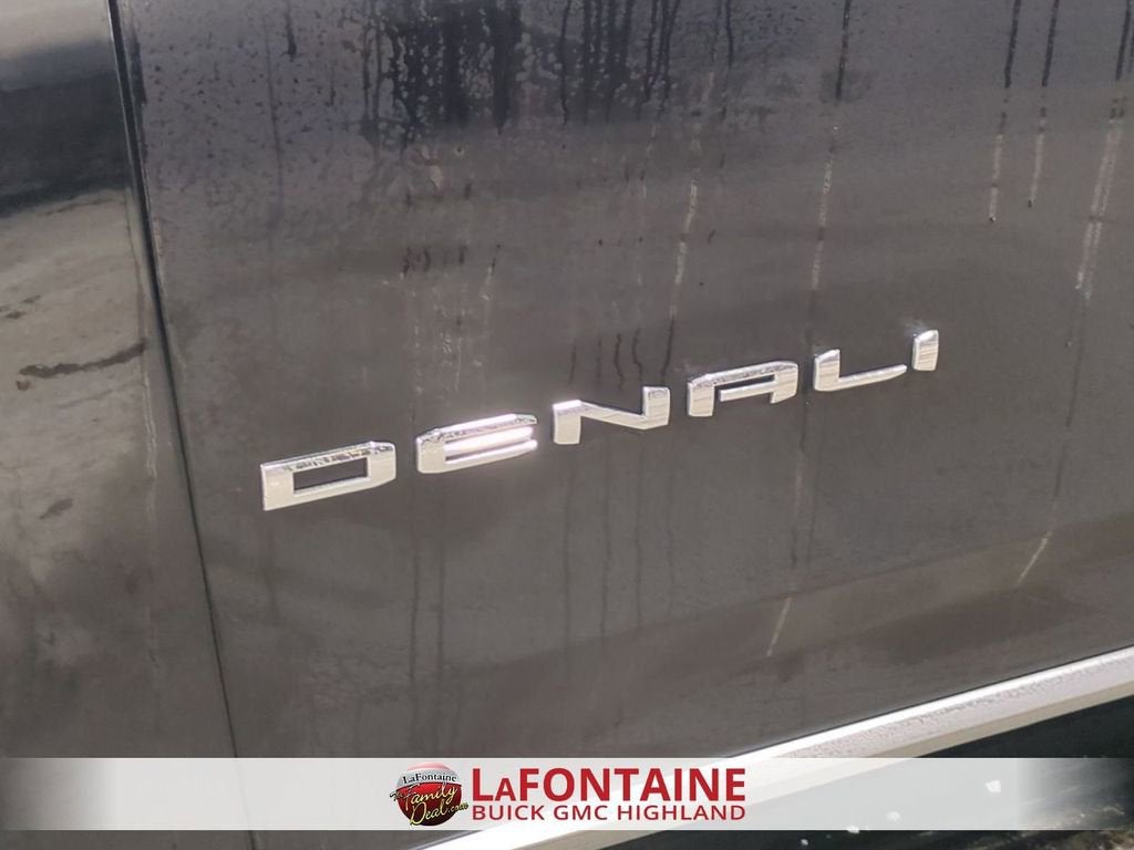 2022 GMC Yukon Denali