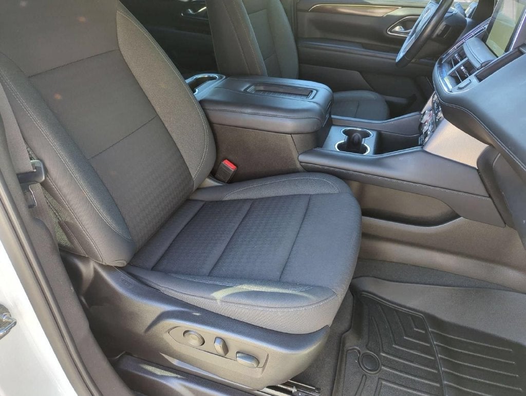 2022 GMC Yukon XL SLE