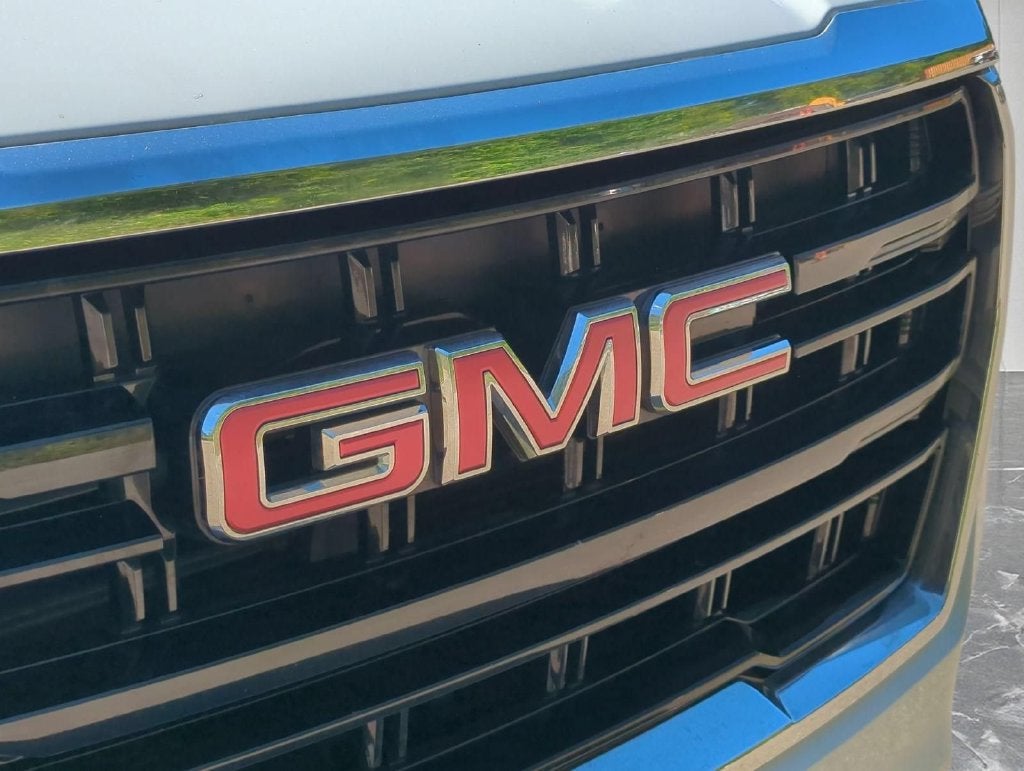 2022 GMC Yukon XL SLE