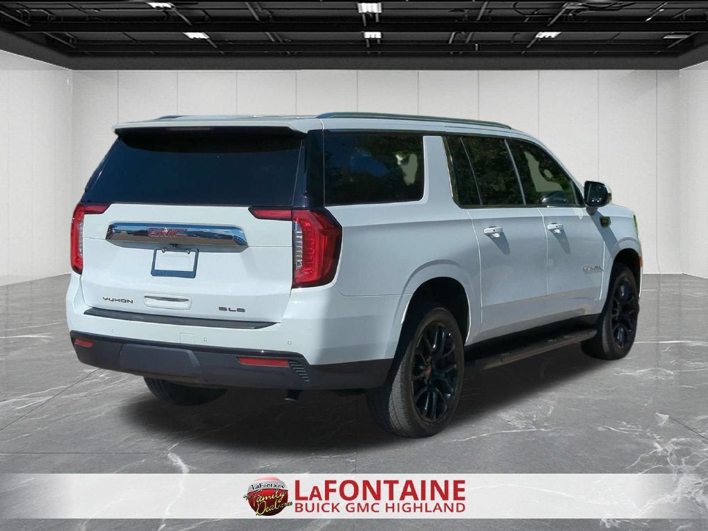 2022 GMC Yukon XL SLE
