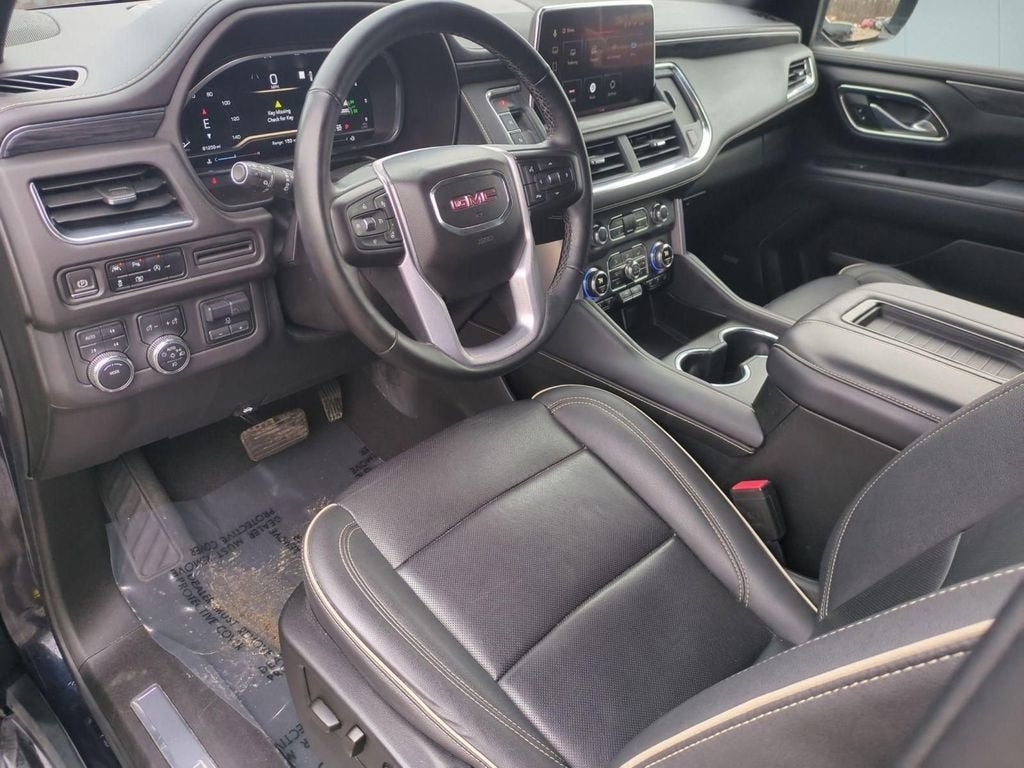 2023 GMC Yukon XL SLT