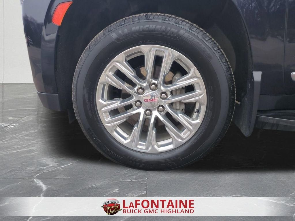 2023 GMC Yukon XL SLT