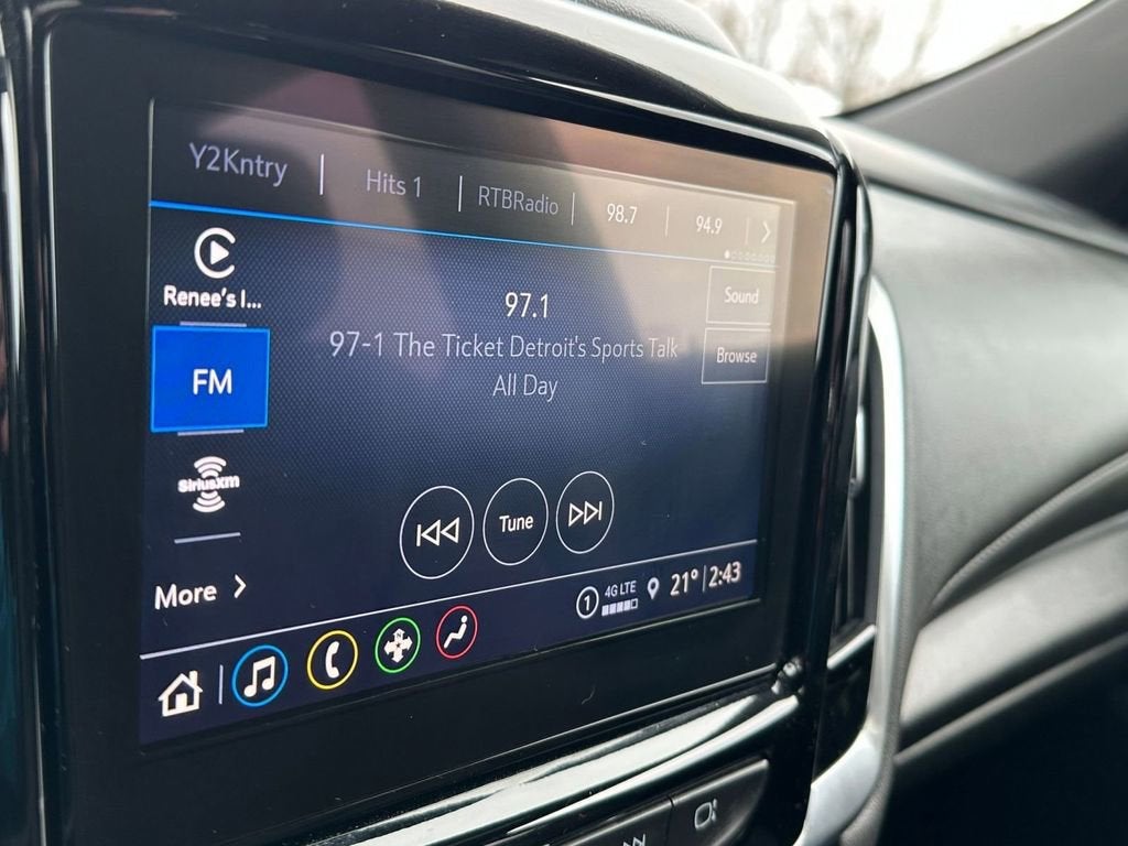 2023 Chevrolet Traverse LT Cloth