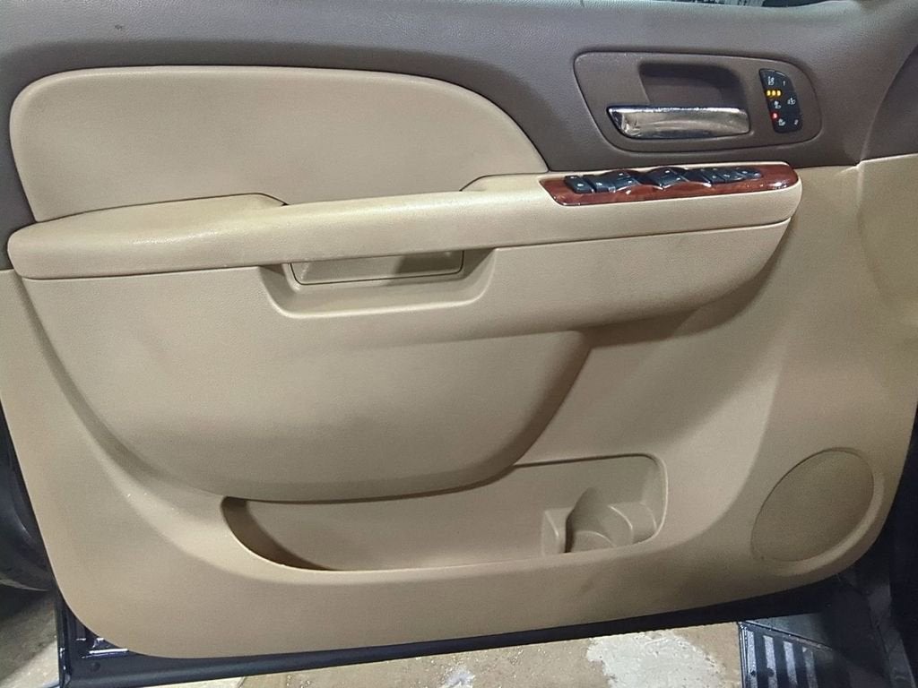 2014 Chevrolet Suburban LTZ