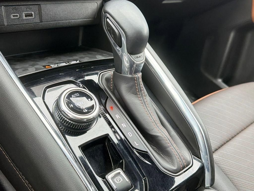 2023 GMC Canyon AT4