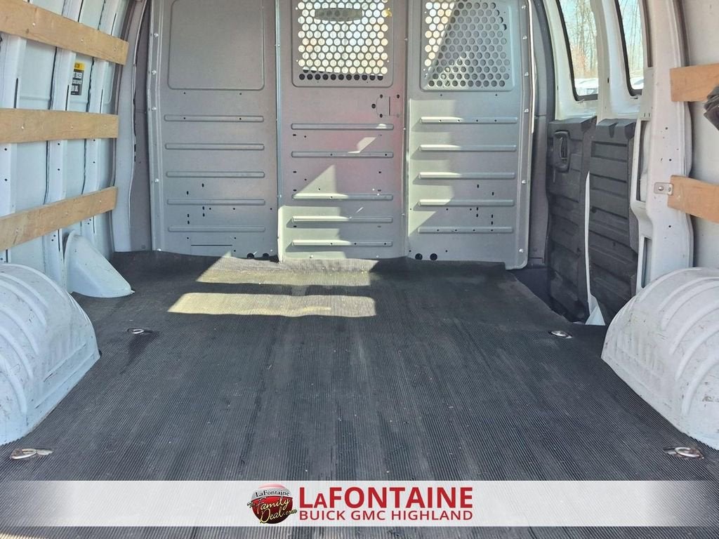 2017 GMC Savana Cargo 2500 Work Van