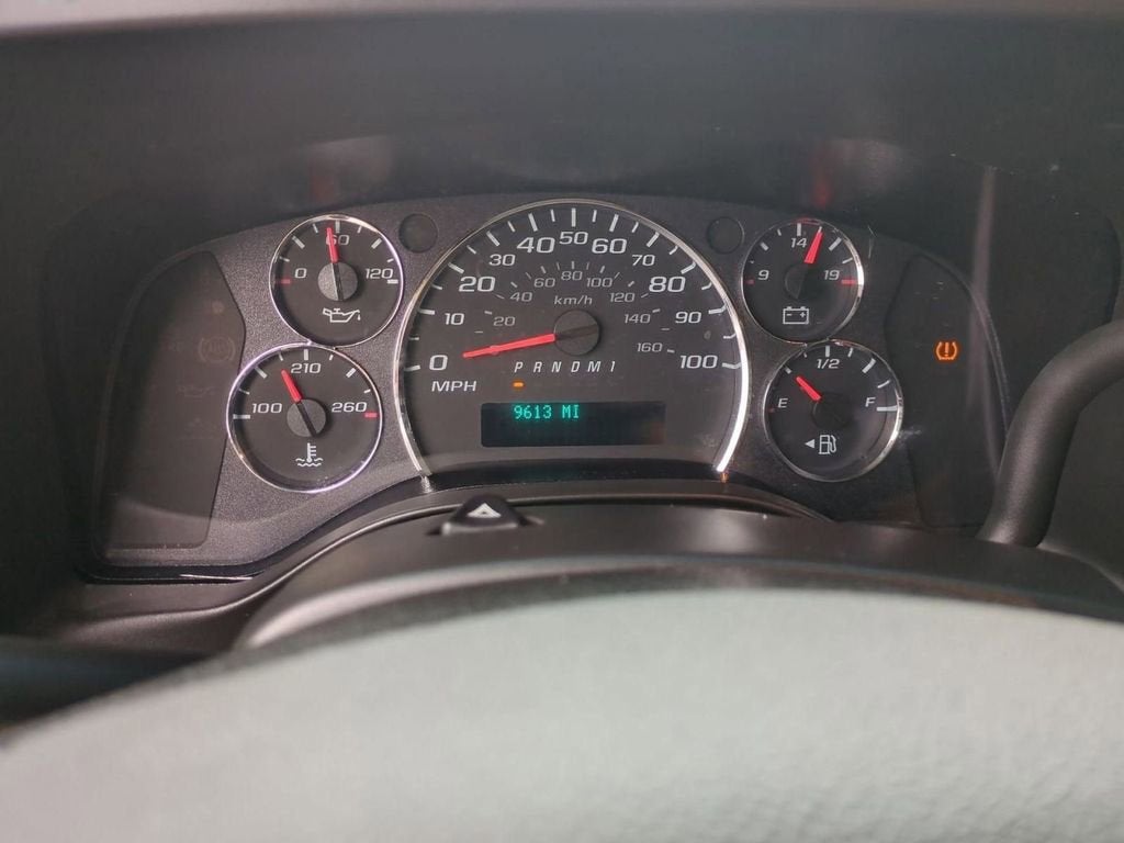 2023 GMC Savana Cargo 2500 Work Van