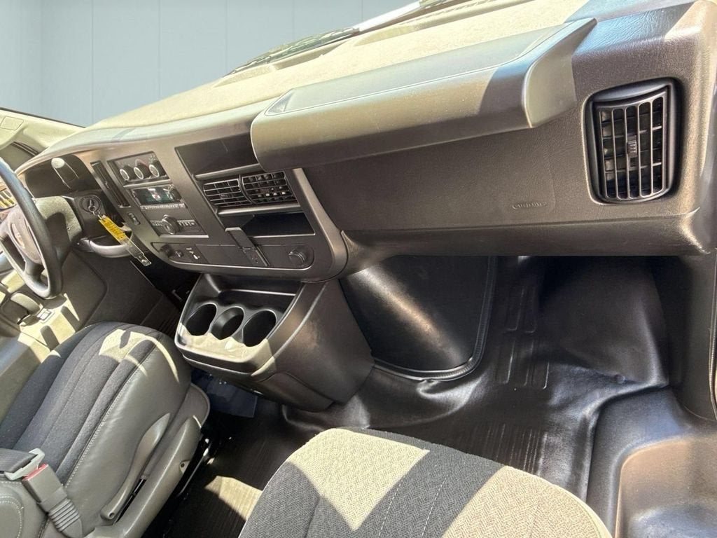 2024 GMC Savana Cargo 2500 Work Van