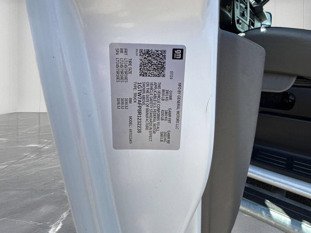 2024 GMC Savana Cargo 2500 Work Van