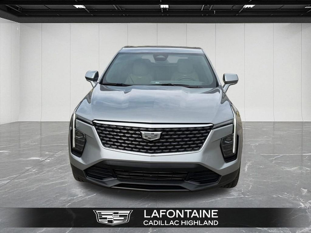 2024 Cadillac XT4 Luxury
