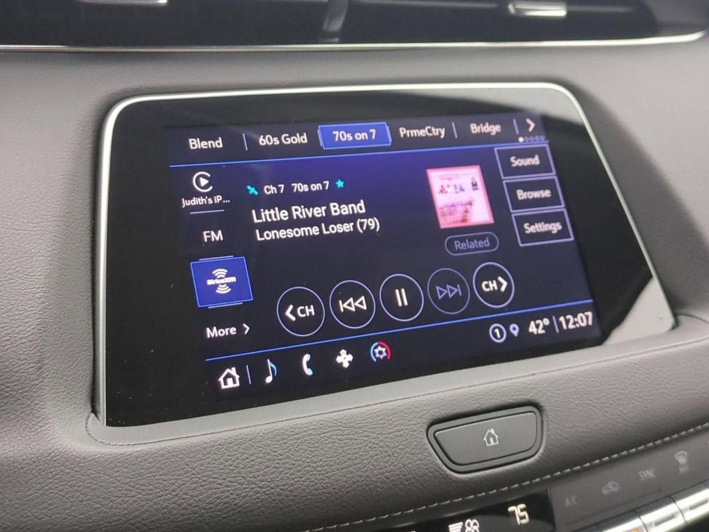 2023 Cadillac XT4 Luxury