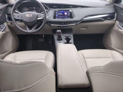 2023 Cadillac XT4 Luxury