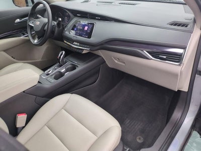 2023 Cadillac XT4 Luxury