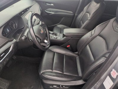 2023 Cadillac XT4 FWD Premium Luxury