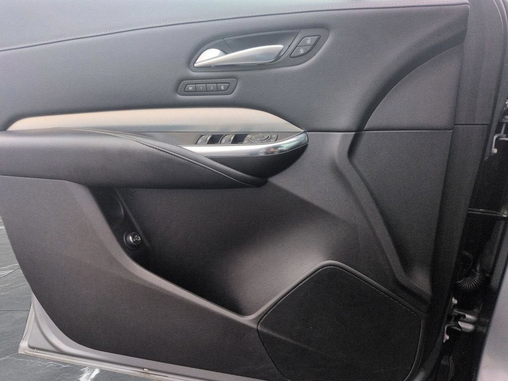 2023 Cadillac XT4 FWD Premium Luxury
