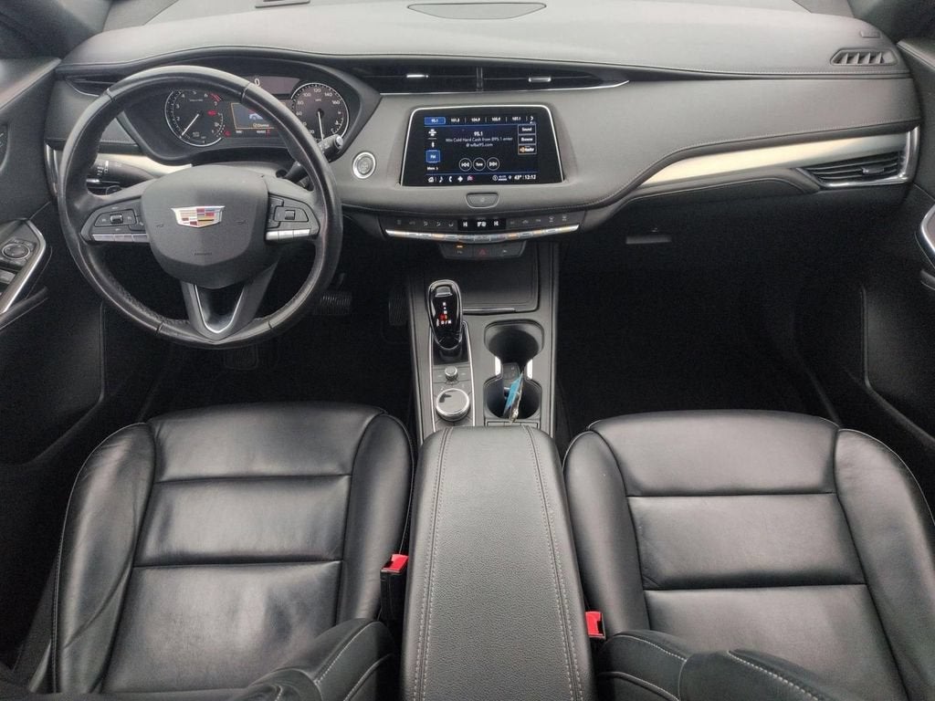 2023 Cadillac XT4 FWD Premium Luxury