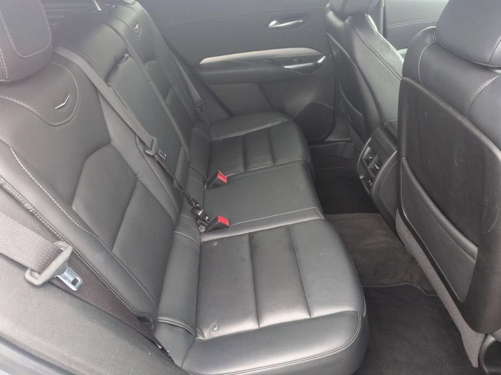 2023 Cadillac XT4 FWD Premium Luxury