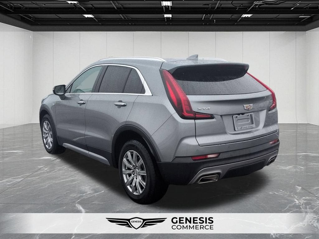 2023 Cadillac XT4 FWD Premium Luxury
