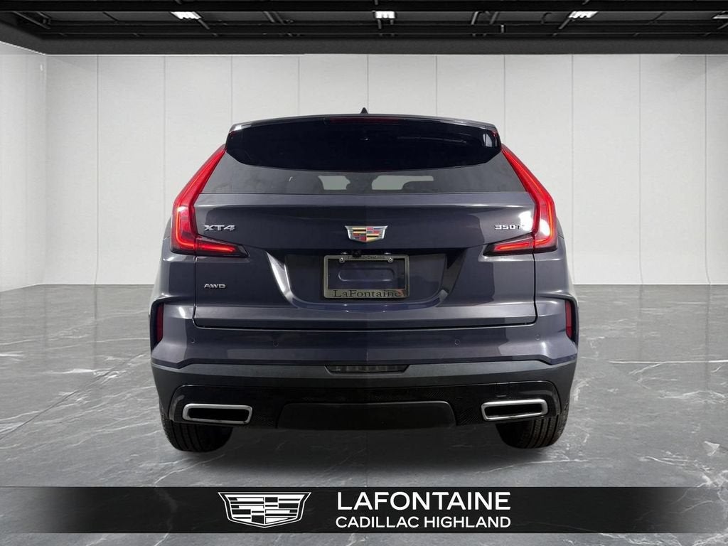 2025 Cadillac XT4 Premium Luxury