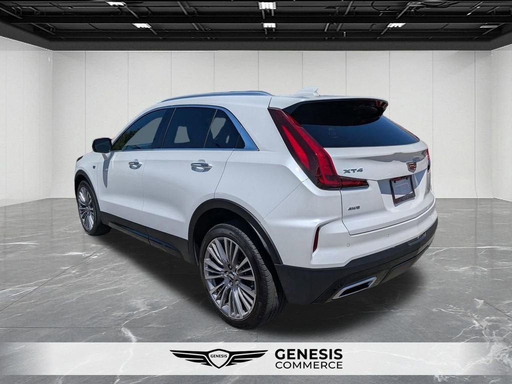 2024 Cadillac XT4 Premium Luxury