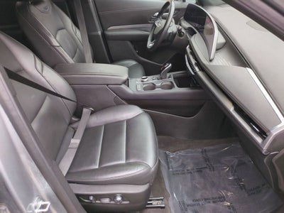 2025 Cadillac XT4 Premium Luxury