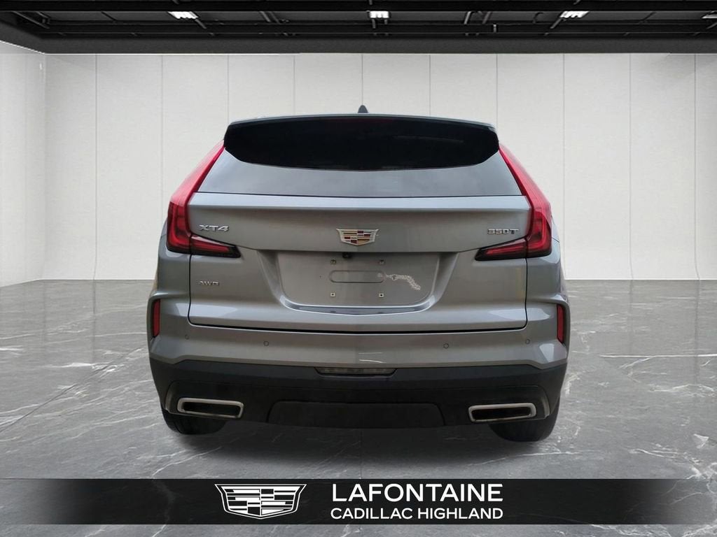 2025 Cadillac XT4 Premium Luxury