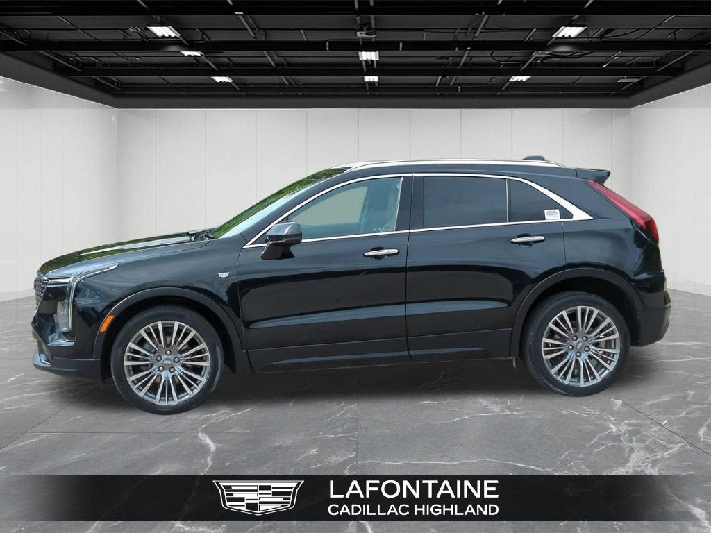 2024 Cadillac XT4 Premium Luxury