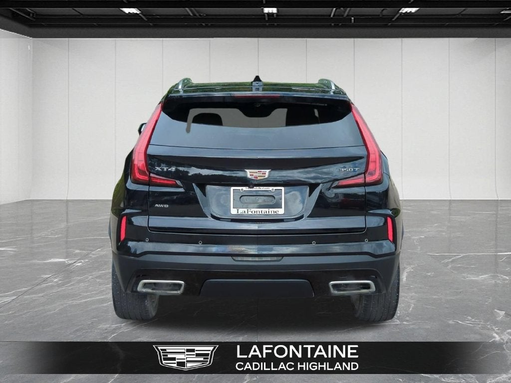 2024 Cadillac XT4 Premium Luxury