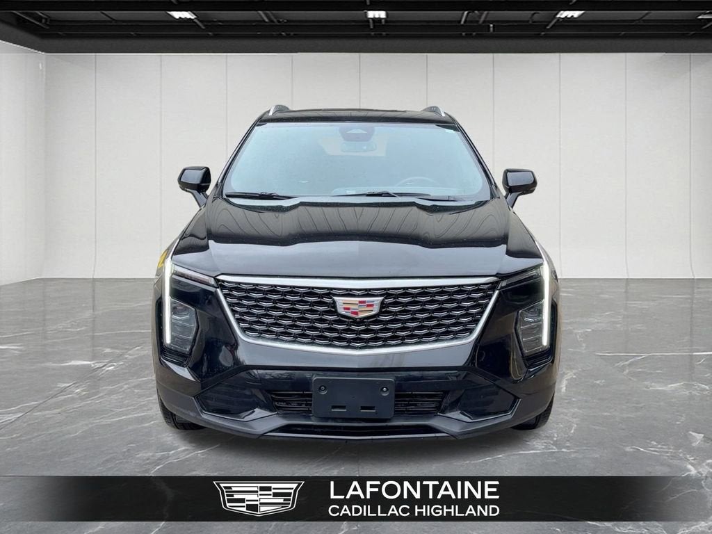 2025 Cadillac XT4 Premium Luxury