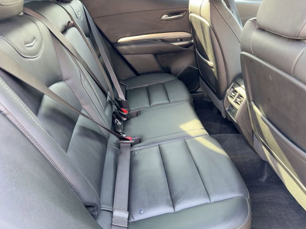 2023 Cadillac XT4 Premium Luxury