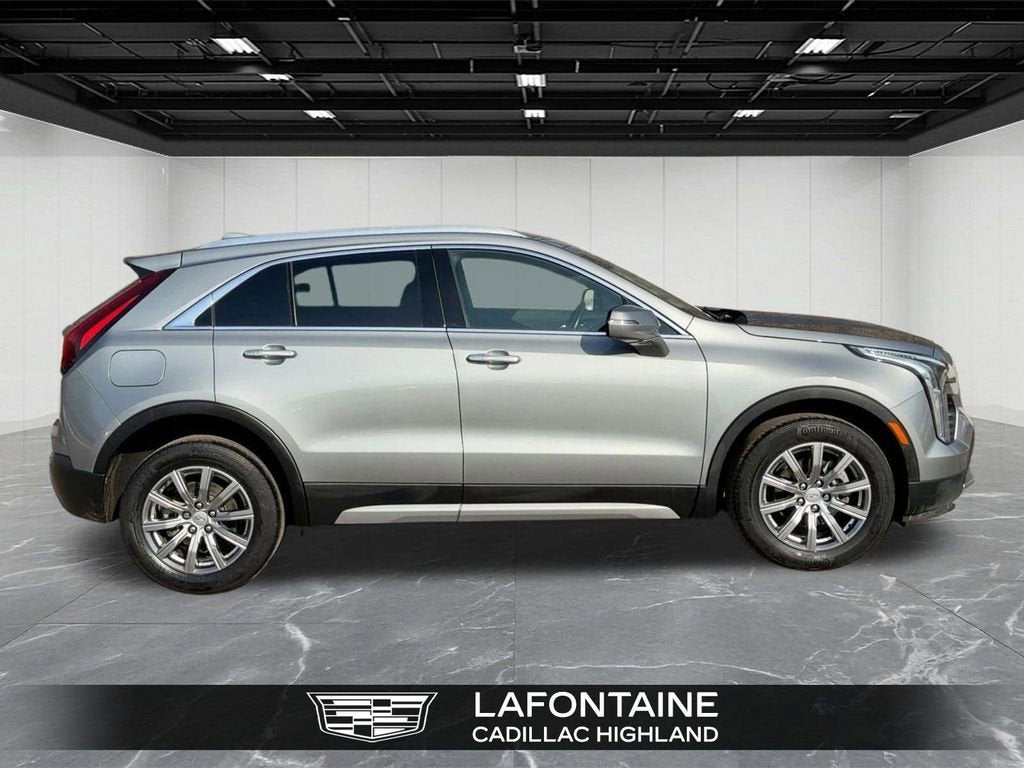 2023 Cadillac XT4 Premium Luxury