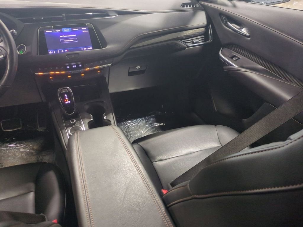 2022 Cadillac XT4 Sport