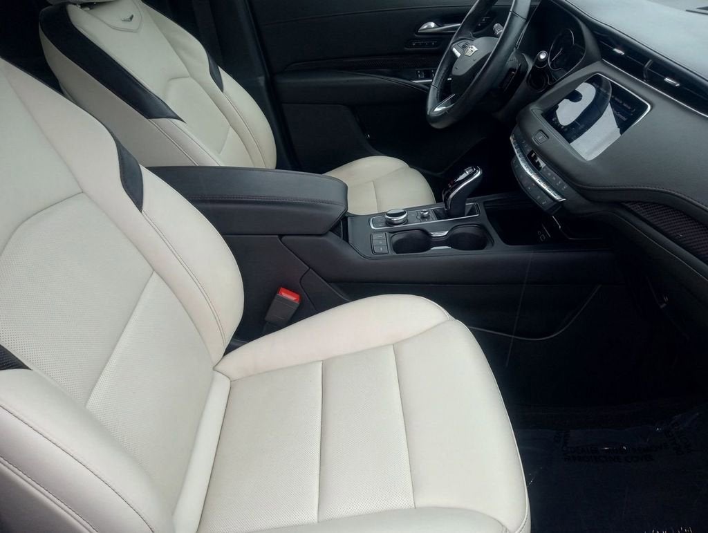 2023 Cadillac XT4 Sport